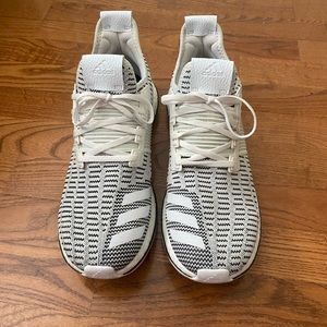 Adidas Pure Boost ZG limited edition égalité